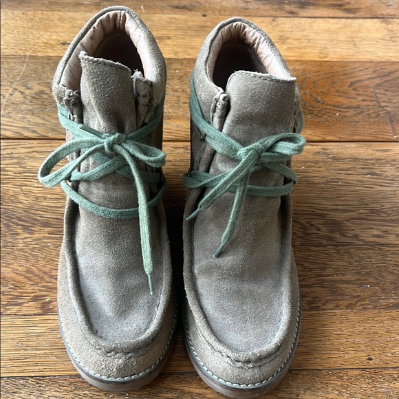 Women's Suede Wedge Ankle Boots 8.5 - Picture 4 of 8